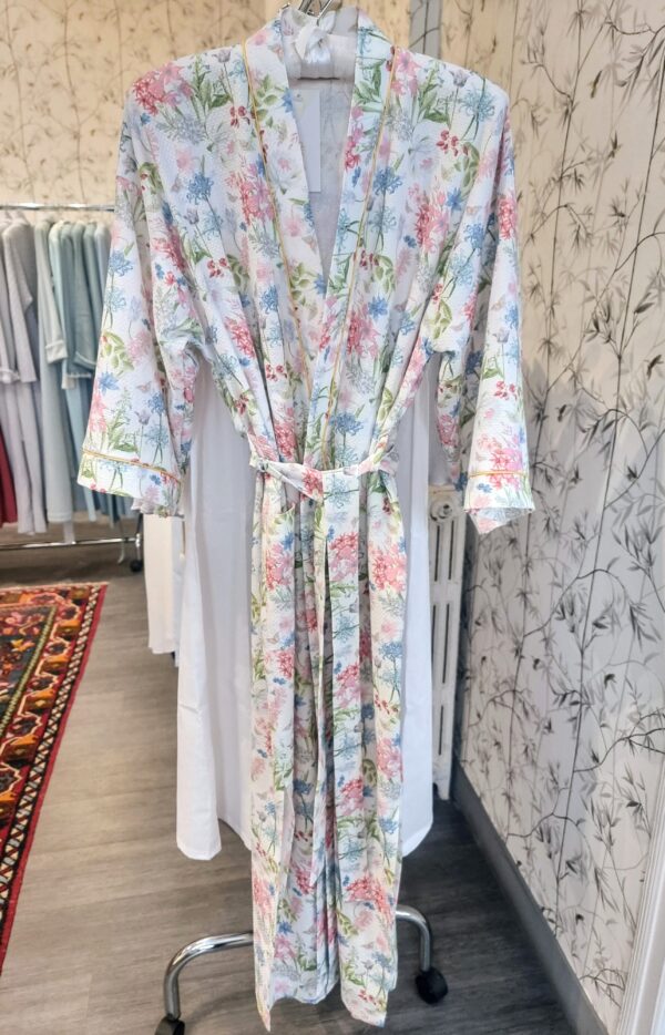Kimono piqué flores SOLO 3 unidades - Imagen 2