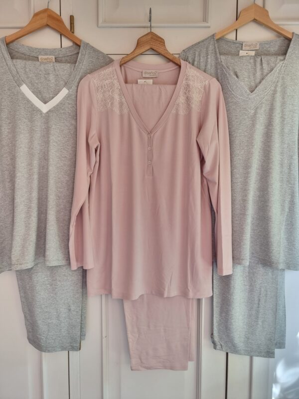 PIJAMA MODAL gris perla con encaje - Imagen 3