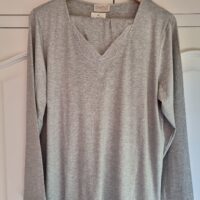 PIJAMA MODAL gris perla con encaje